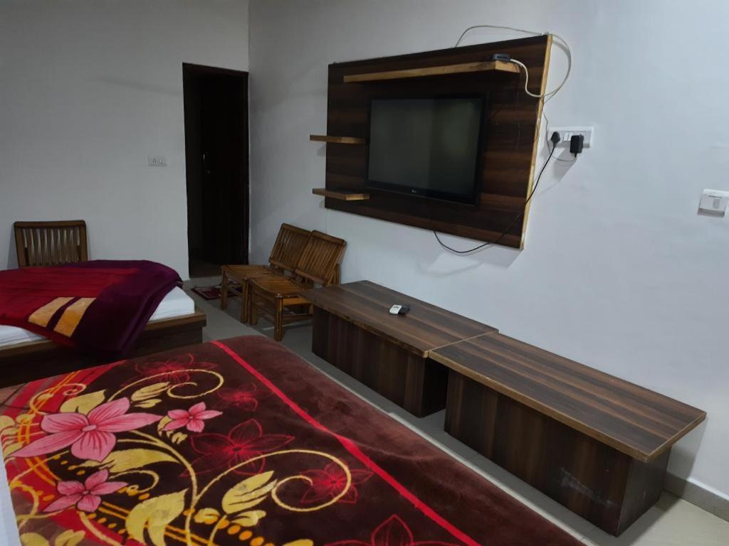 Hotel Amron45 Chandigarh Exterior photo