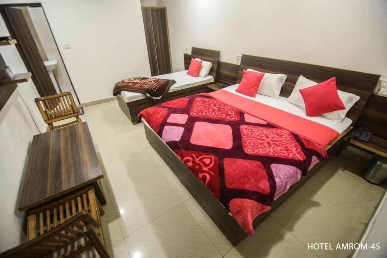 Hotel Amron45 Chandigarh Exterior photo