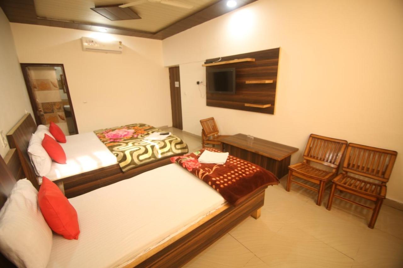 Hotel Amron45 Chandigarh Exterior photo